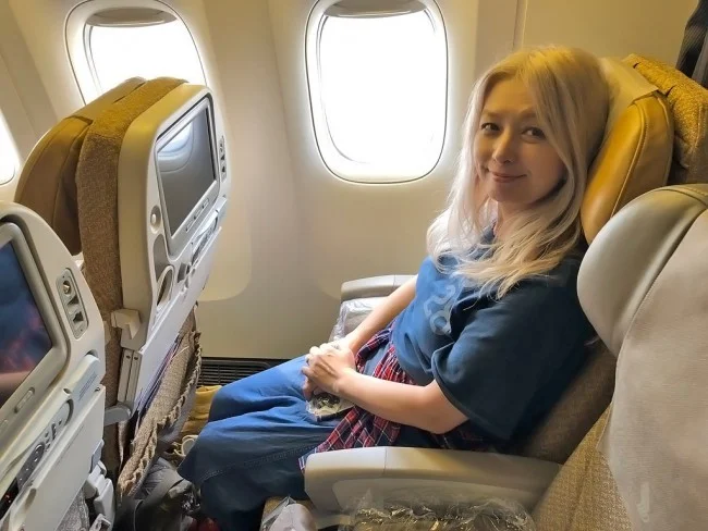 飛行機の機内の服装 - 国際線 海外旅行・女性編 / 着用写真あり