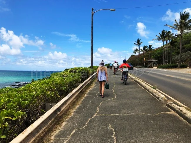 [憧れのラニカイビーチに泊まるハワイ旅行記58] カイルアビーチは大人気で人がいっぱいだ！