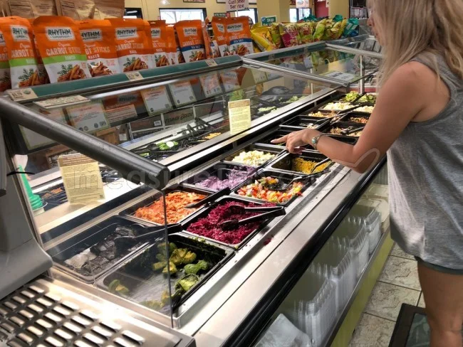 ビーガン御用達のオーガニック食料品店 ダウン・トゥ・アース＠カイルア