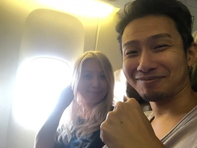 [野生のカンガルーがいる世界一のビーチを目指して！西オーストラリア・ロングドライブ旅行記27] 空の上。気がつけば爆睡。