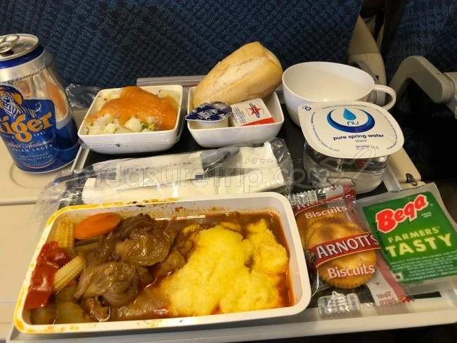 シンガポール航空 B777-200 エコノミークラス シンガポール⇔パース / 搭乗記