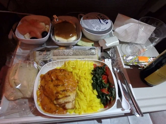 エミレーツ航空 エアバス A380 エコノミークラス / 搭乗記