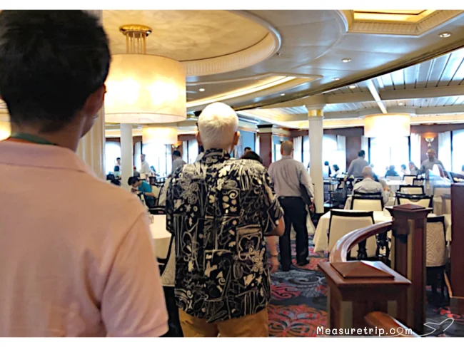 【クルーズ船 食事】クルーズ船!メインダイニングの朝食 レビュー・口コミ【ロイヤルカリビアン ボイジャー・オブ・ザ・シーズ】