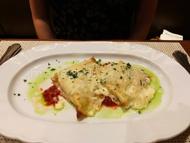 ロイヤルカリビアン ボイジャー・オブ・ザ・シーズのイタリアンレストラン「ジョバンニズ・テーブル」
