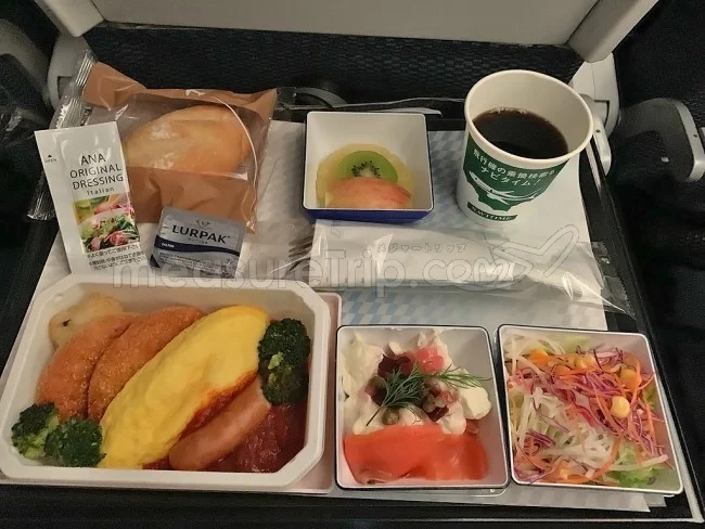 ANA国際線 B787-9 エコノミークラス 羽田⇔シンガポール / 搭乗記