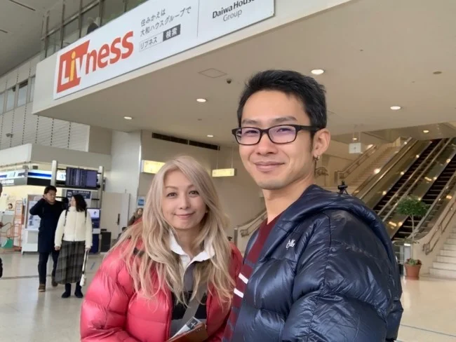 [ボイジャー・オブ・ザ・シーズで行く東南アジア・クルーズ旅行記5] 出発は伊丹空港から。あれ・・・どこも開いてない（汗）