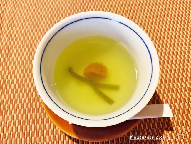 【京都観光 おすすめ】格安で京都 和菓子を目の前で実演&抹茶を堪能!老舗の京菓子店・鶴屋吉信【京都 和菓子 おすすめ】