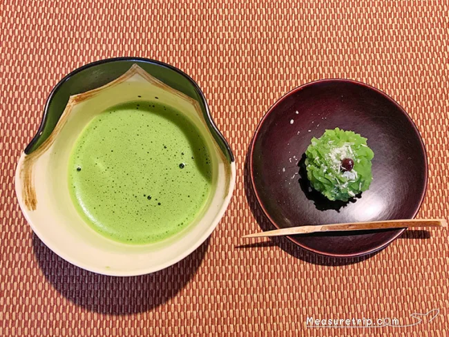 【京都観光 おすすめ】格安で京都 和菓子を目の前で実演&抹茶を堪能!老舗の京菓子店・鶴屋吉信【京都 和菓子 おすすめ】