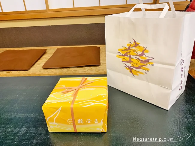 【京都観光 おすすめ】格安で京都 和菓子を目の前で実演&抹茶を堪能!老舗の京菓子店・鶴屋吉信【京都 和菓子 おすすめ】