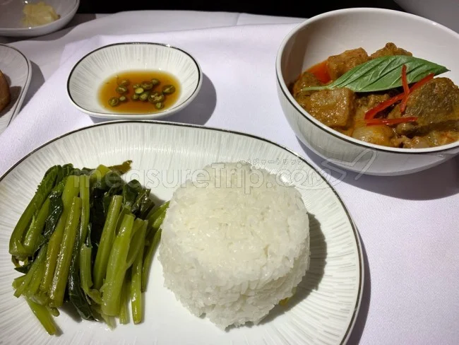 タイ国際航空 B789 ビジネスクラス バンコク⇔オークランド / 搭乗記