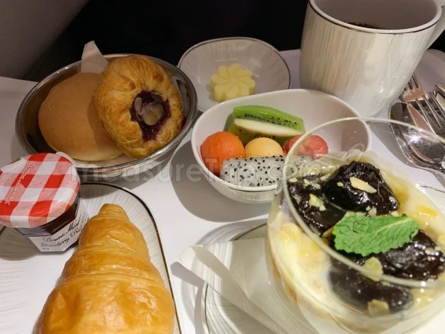 タイ国際航空 B789 ビジネスクラス バンコク⇔オークランド / 搭乗記