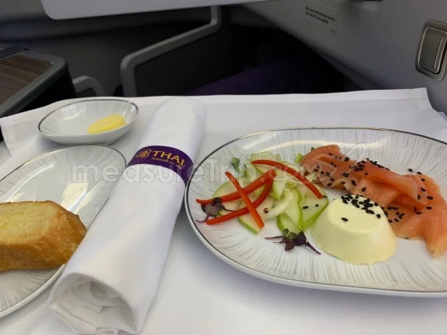 タイ国際航空 B789 ビジネスクラス バンコク⇔オークランド / 搭乗記