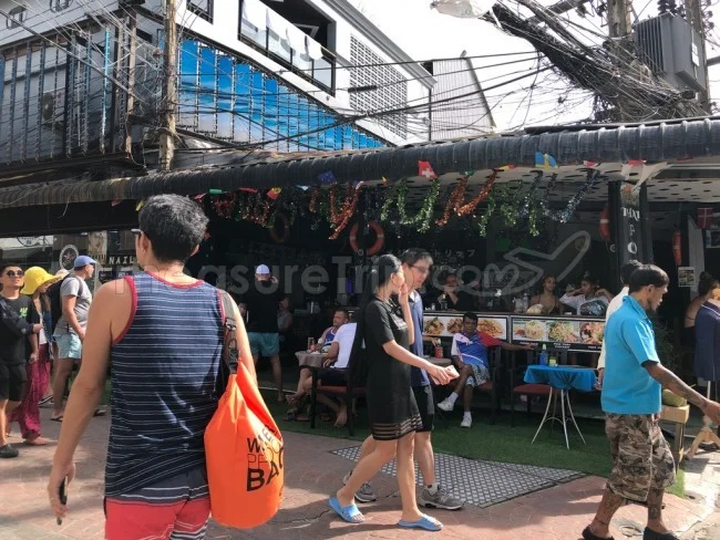 ロイヤルカリビアン 東南アジアクルーズの寄港地プーケットでカードは使える？
