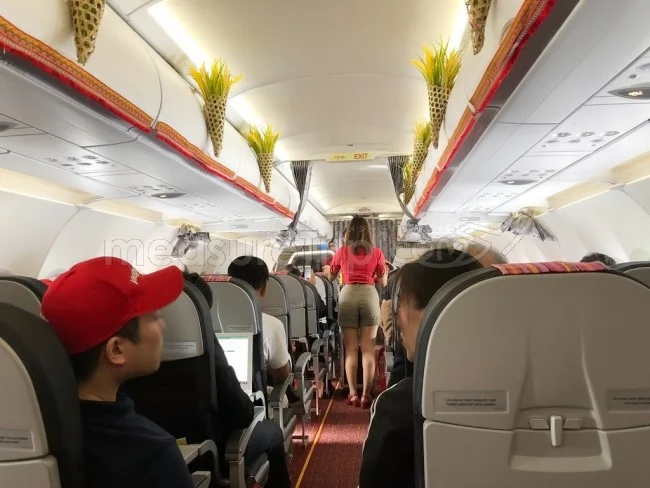 [ベトジェットで行くベトナム・ハノイ旅行記9] ベトジェットエアの機内食。見た目は悪いけどお味は・・・？