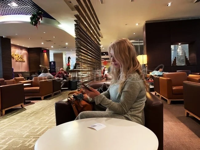 タイ国際航空ビジネスクラスラウンジ ロイヤルシルクラウンジ - Royal Silk Lounge ＠スワンナプーム国際空港コンコースD