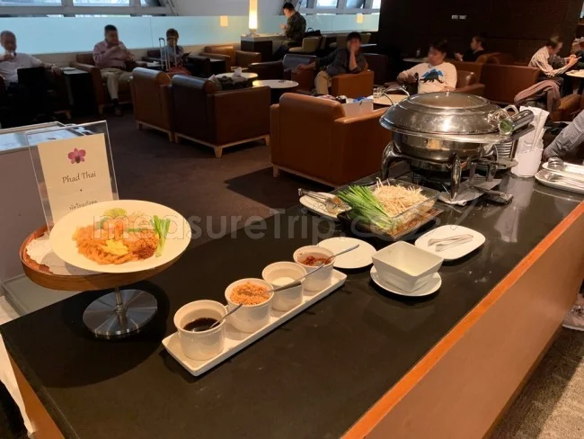 タイ国際航空ビジネスクラスラウンジ ロイヤルシルクラウンジ - Royal Silk Lounge ＠スワンナプーム国際空港コンコースD
