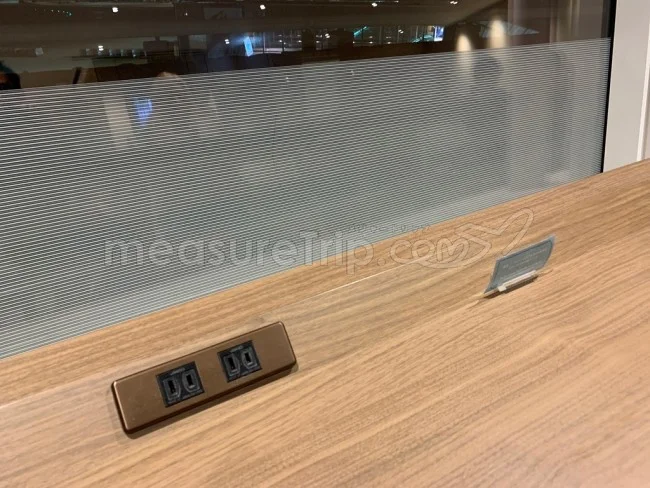 クレジットカードラウンジ - SKY LOUNGE（スカイラウンジ）＠羽田空港・国際線エアサイド