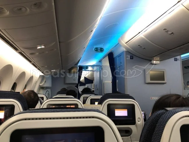 [ボイジャー・オブ・ザ・シーズで行く東南アジア・クルーズ旅行記11] 実はANAさんの中距離以上の国際線って7、8年ぶりだったりする（笑）