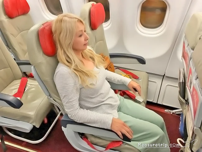 【実体験レポート】エアアジアX・ハワイ線の機内の様子と座席シートの広さ / LCC AirAsia