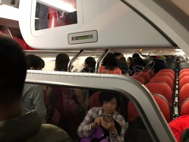 [ベトジェットで行くベトナム・ハノイ旅行記29] ベトジェットの機内食タイム♪