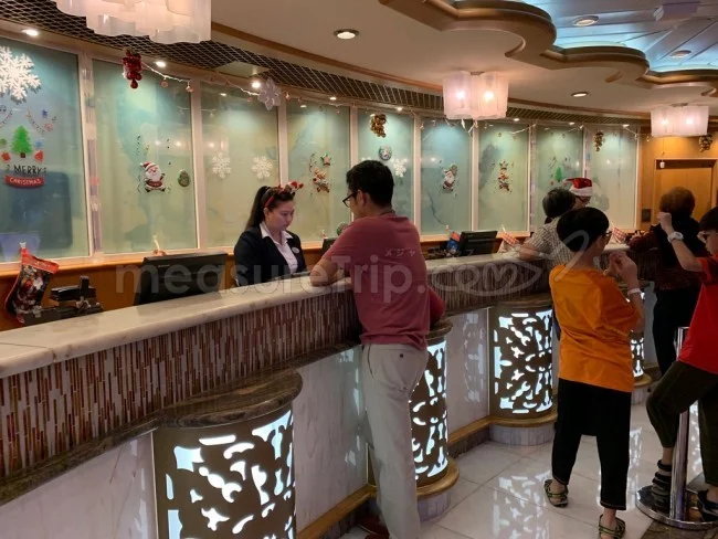 [ボイジャー・オブ・ザ・シーズで行く東南アジア・クルーズ旅行記28] 夜のクルーズ船「ボイジャー・オブ・ザ・シーズ」を歩く。