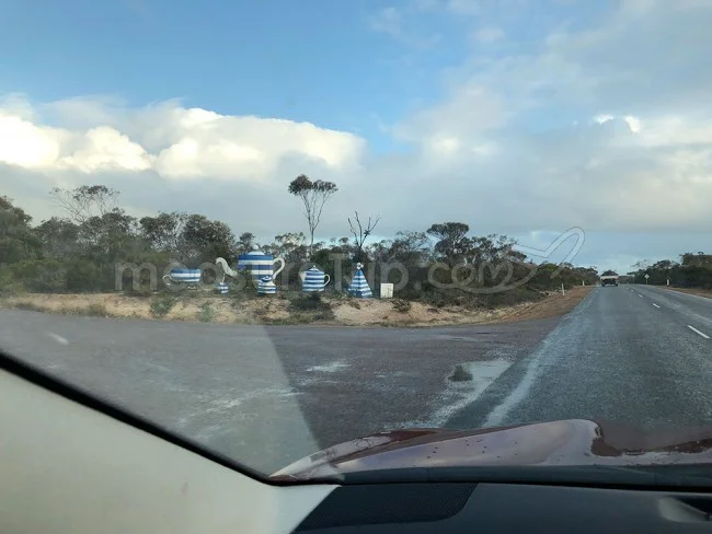 [野生のカンガルーがいる世界一のビーチを目指して！西オーストラリア・ロングドライブ旅行記61] 虹に導かれてHOPETOUN（ホープタウン）へ