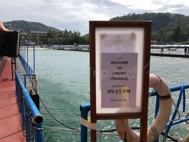 [ボイジャー・オブ・ザ・シーズで行く東南アジア・クルーズ旅行記47] テンダーボートに乗ってプーケットの一番人気の「パトンビーチ」へ向かう。