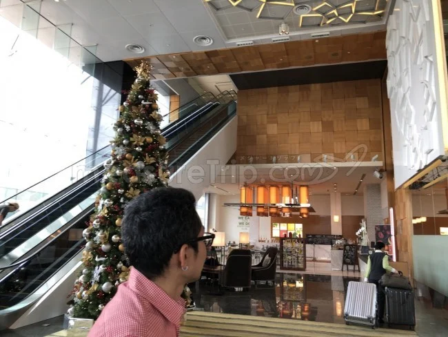 [ボイジャー・オブ・ザ・シーズで行く東南アジア・クルーズ旅行記70] Westin Singapore（ウェスティンシンガポール）に到着！でもチェックインはまだしない。