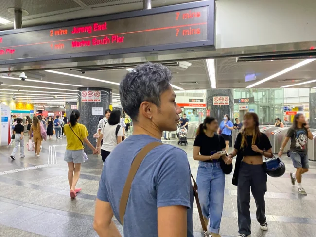 旅行者がシンガポールのMRTに乗る方法！日本のクレジットカードは使える？