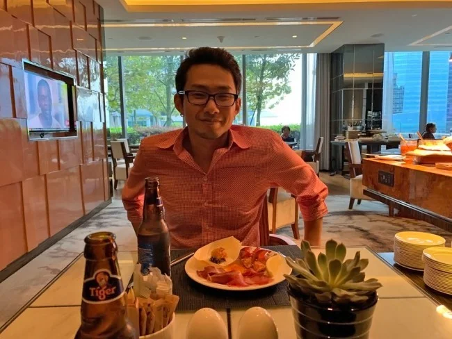 [ボイジャー・オブ・ザ・シーズで行く東南アジア・クルーズ旅行記77] ウェスティン・シンガポールのエグゼクティブラウンジ初体験。置いている食事にもびっくり！