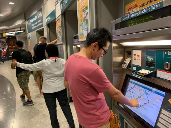 [ボイジャー・オブ・ザ・シーズで行く東南アジア・クルーズ旅行記88] 悩んだ結果、MRT（地下鉄）でホテルに戻る