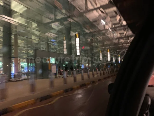 [ボイジャー・オブ・ザ・シーズで行く東南アジア・クルーズ旅行記89] シンガポール・チャンギ国際空港にて。セルフチェックインとペラペラの搭乗券。