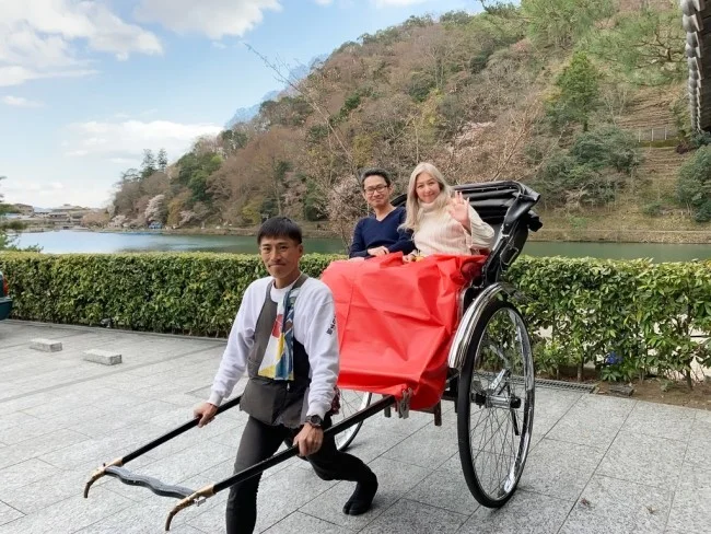 えびす屋さんの人力車で京都・嵐山観光＆京都の四季を満喫！【京都観光】