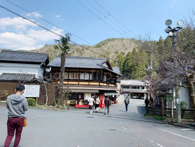 叡山電鉄で京都の鞍馬・貴船・洛北観光へ！京都市内からは何分？【京都観光】