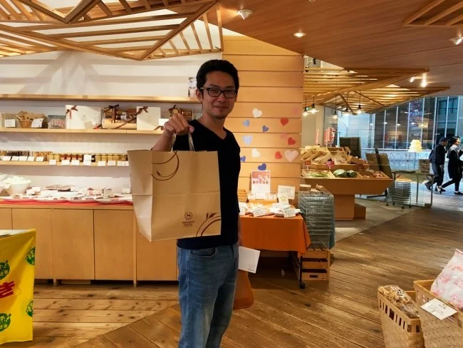 神戸ベイシェラトンホテルに泊まったら行くべき!直営の食料品店「シェラトン・マルシェ」はお得!