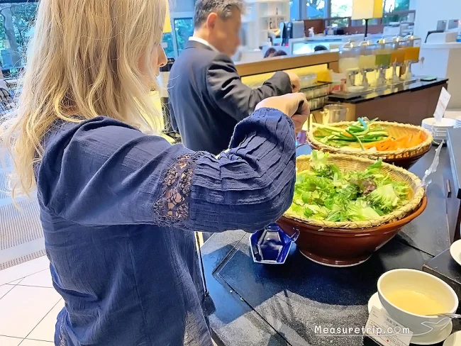 神戸ベイシェラトンホテルの朝食ビュッフェはめちゃ豪華！レストラン「ガーデンカフェ」の朝食ビュッフェの口コミ / レビュー