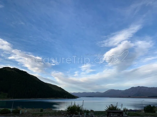 [年末年始のニュージーランド・テカポ湖に世界一の星空を見に行く旅行記40] テカポ湖のはじめての夜は豚肉ステーキよ〜♪