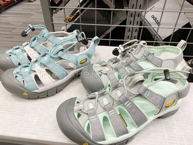 【ハワイ 買い物】レジの前に注意！ノードストロームラックでブランドのアロハもKEENキーンもアクセサリーも激安でゲット！戦利品 公開【ハワイ おすすめ】