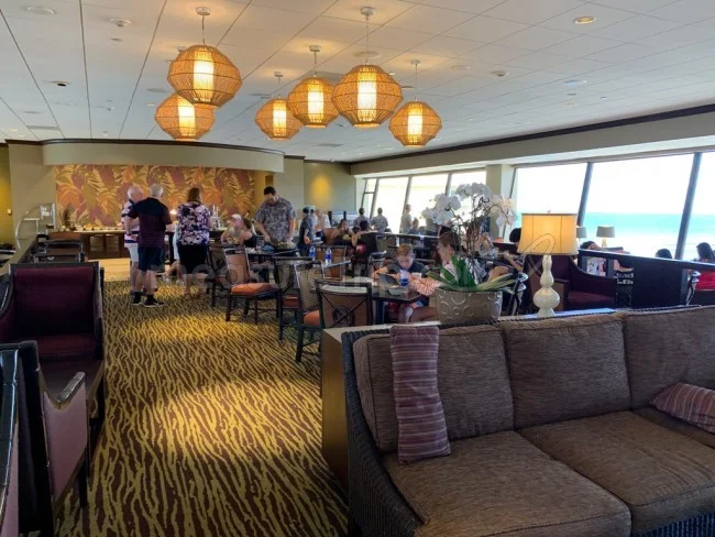 シェラトン・ワイキキ レアヒ クラブ ラウンジ - Leahi Club Lounge