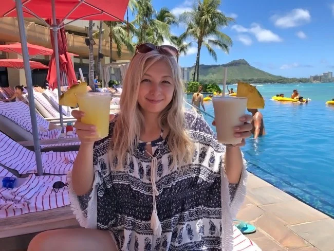 シェラトン・ワイキキ ホテル自慢のインフィニティプール!