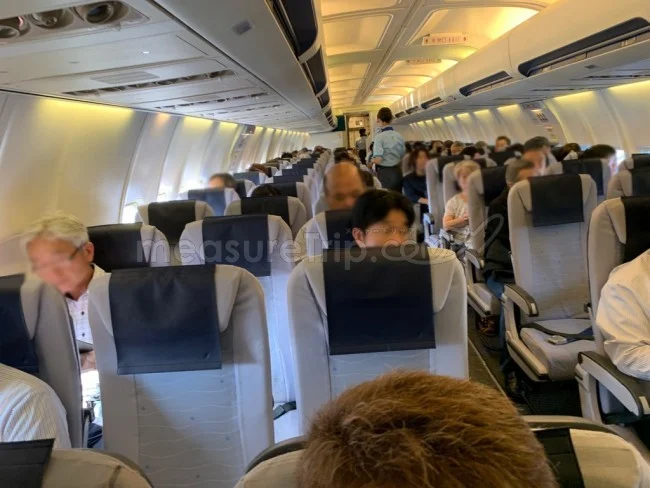 ANA国内線 引退した飛行機スーパードルフィン B737-500 / 搭乗記