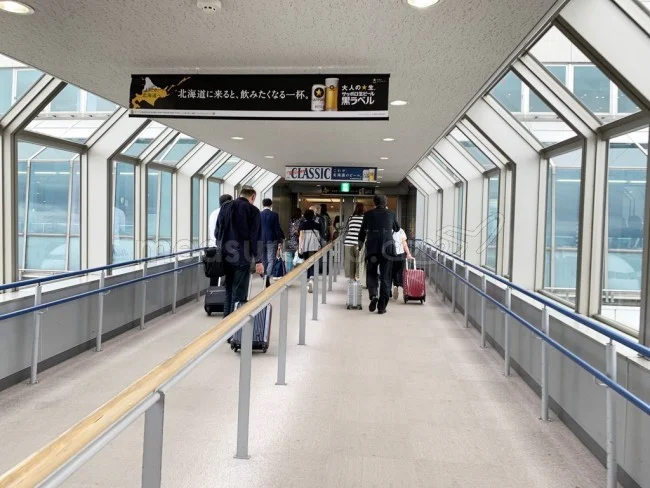 ANA国内線 B772 エコノミークラス 大阪⇔新千歳 / 搭乗記
