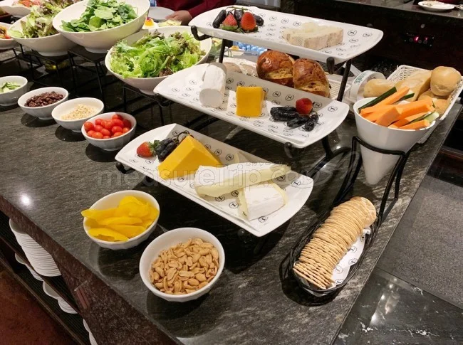 食事も充実！シェラトンタワーズシンガポール エグゼクティブラウンジ