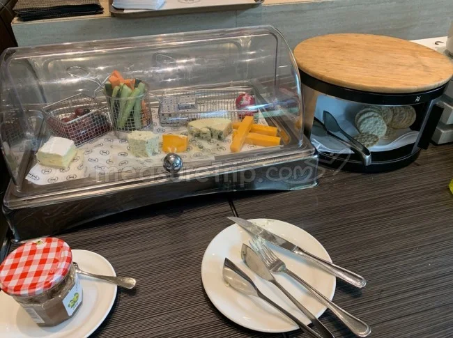 シェラトン タワーズ シンガポール レストランでの朝食ビュッフェ