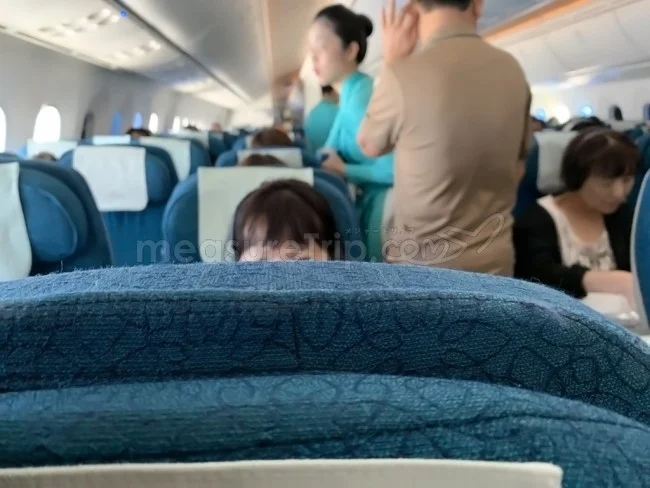 [海外仕様のiPhoneを求めてシンガポール旅行記4] ベトナム航空 B787-9に乗って「翔んで埼玉」え！？もう到着っ（汗）！