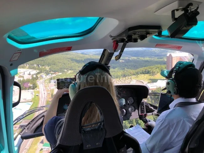 北海道 ウェスティン ルスツリゾート ヘリコプター体験遊覧飛行！