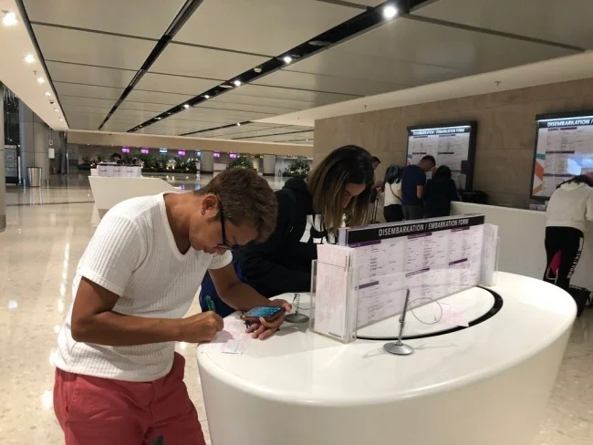 [海外仕様のiPhoneを求めてシンガポール旅行記8] シンガポール・チャンギ国際空港に到着！ジュエルに急げ！