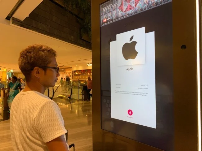 [海外仕様のiPhoneを求めてシンガポール旅行記9] やっとJEWEL（ジュエル）に到着！でもここ本当にシンガポールなの？ｗ