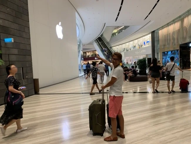 [海外仕様のiPhoneを求めてシンガポール旅行記10] え？ミッドナイトグリーンの iPhone11 Pro 256GB 売り切れなの！？（汗）