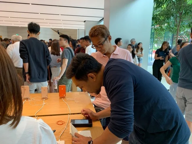 アップルストア＠シンガポール・オーチャードでのiPhone購入方法